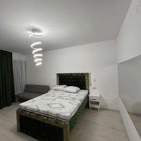 New Kings Apartment